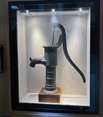Replica of Broad Street Pump