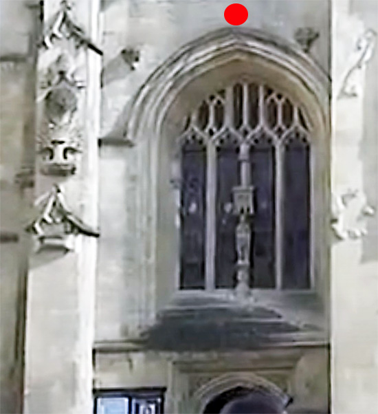 Bath Abbey, outside of windows 