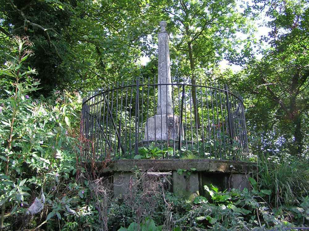 Slide 21 of The Tital Thames